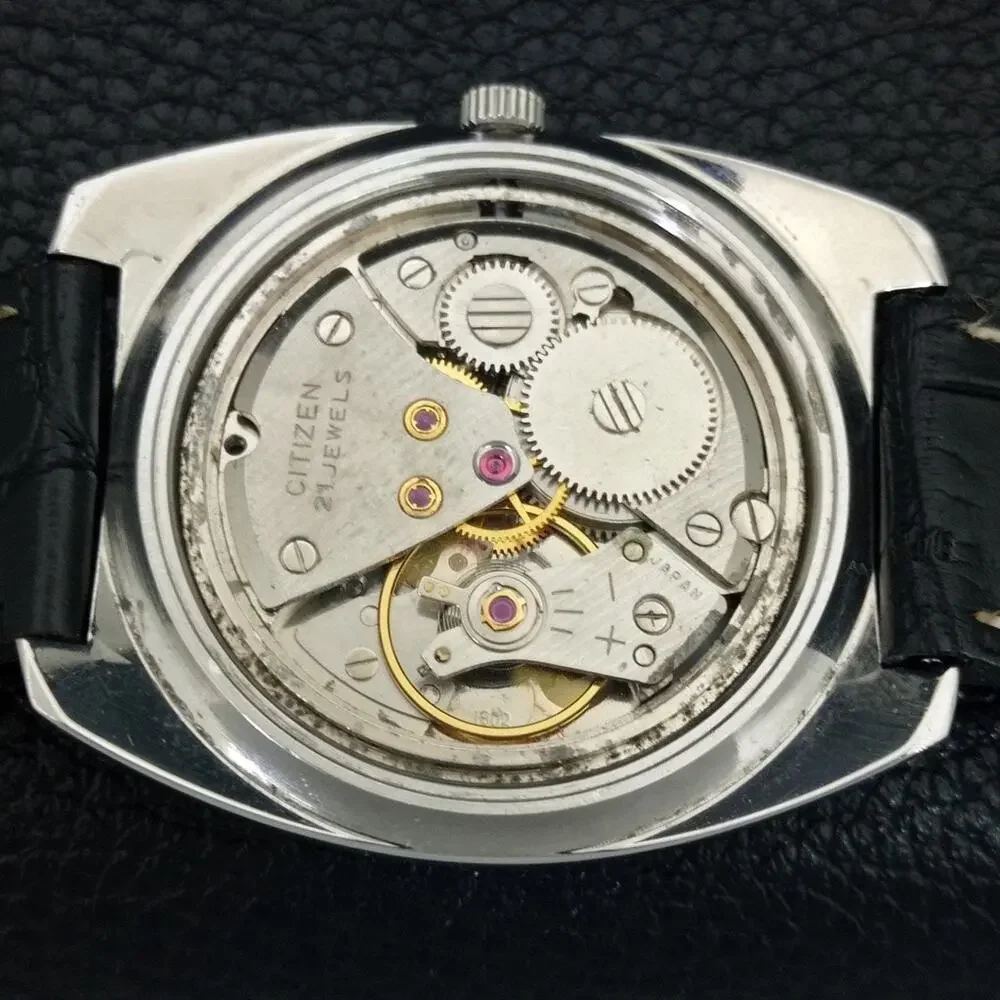 Vintage 1981 Citizen Manual Mens Silver Watch W/daydate & Green accents